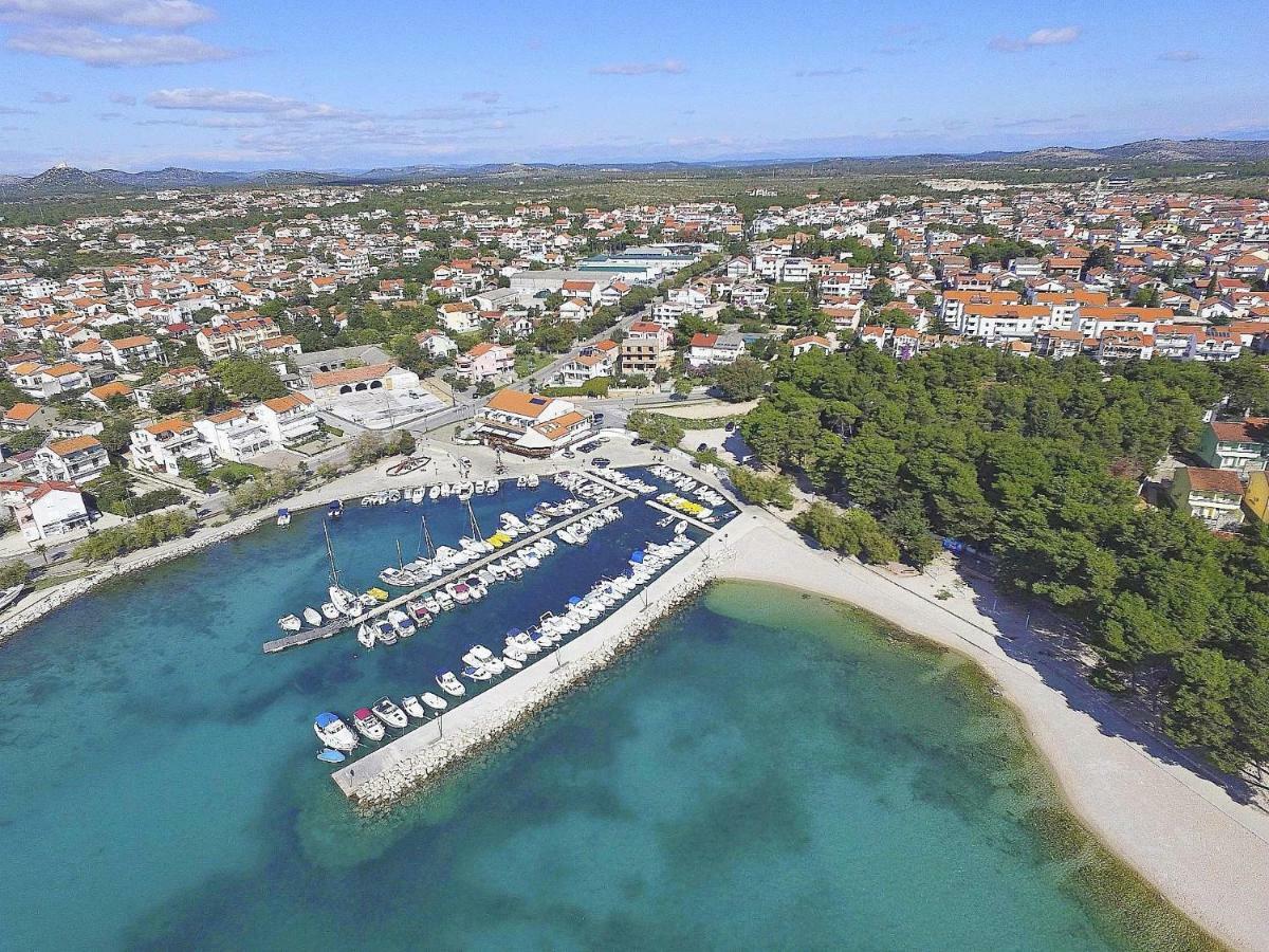 Apartments Anita Vodice Exterior photo