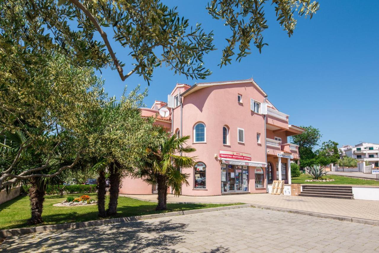 Apartments Anita Vodice Exterior photo