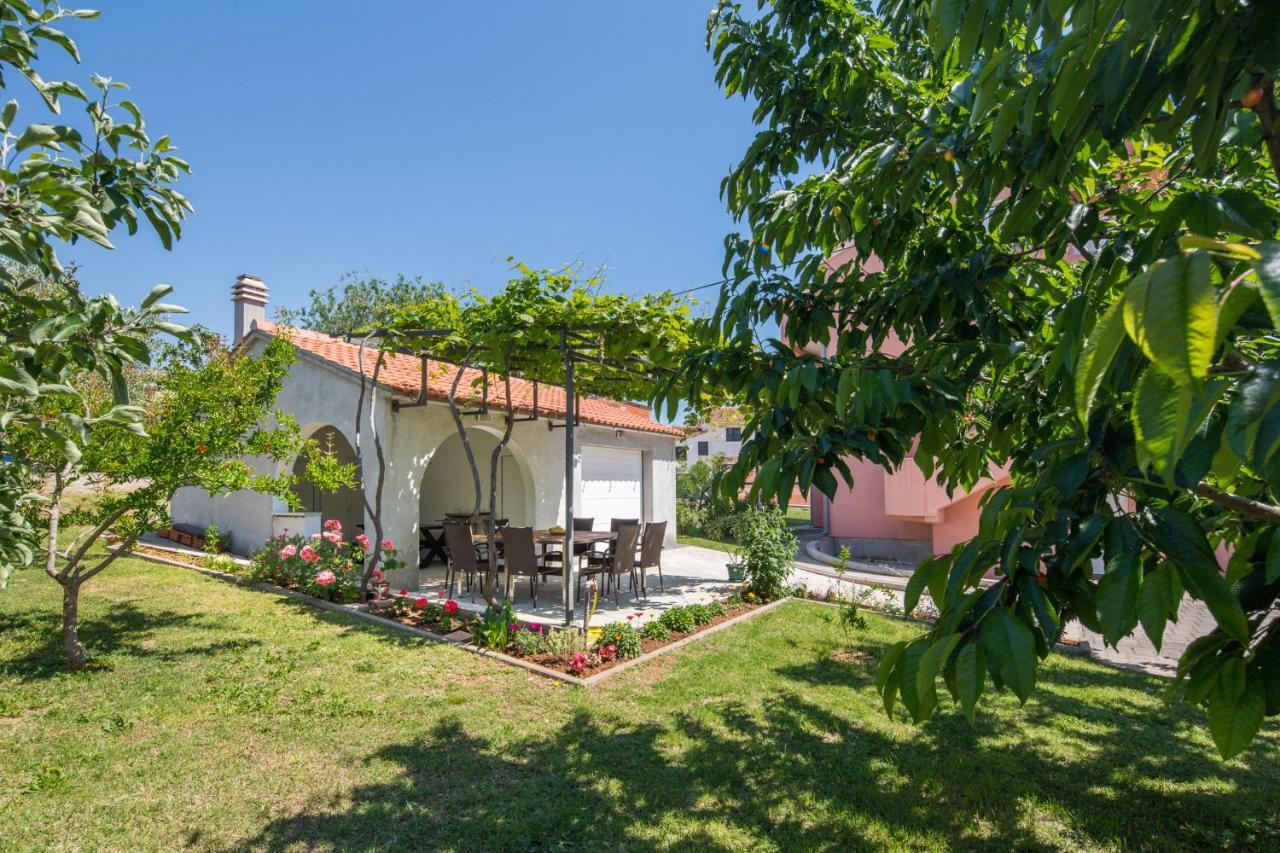 Apartments Anita Vodice Exterior photo