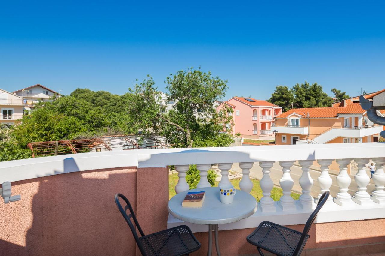 Apartments Anita Vodice Exterior photo