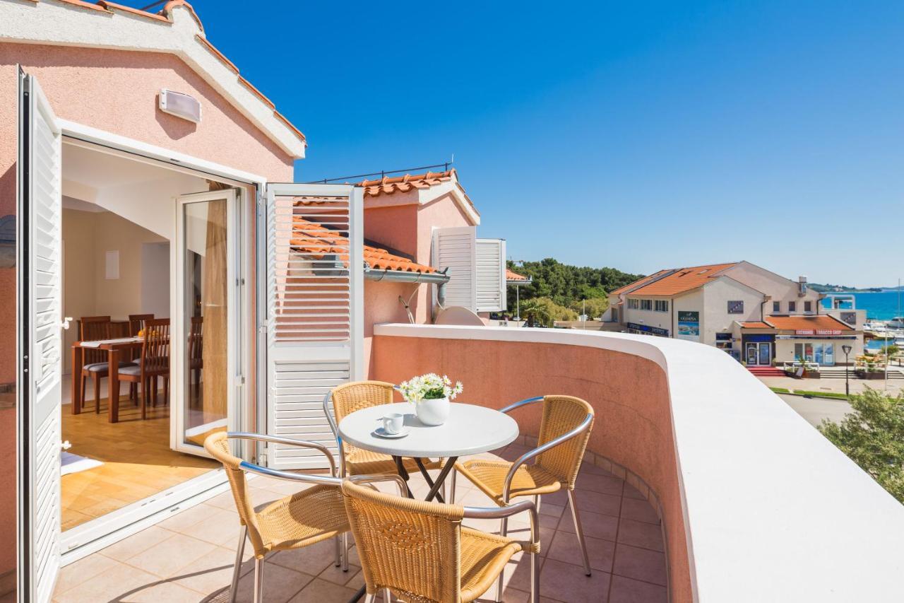 Apartments Anita Vodice Exterior photo